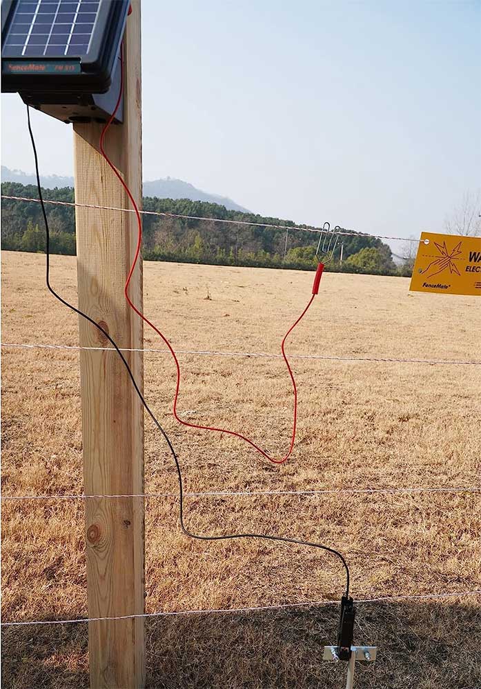 FenceMate-Solar-Fence-Charger