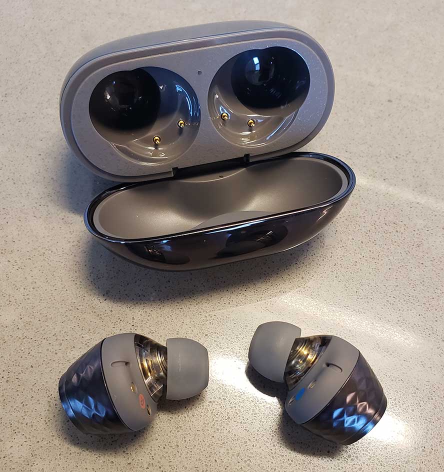 SoundPEATS-Engine4-earbuds