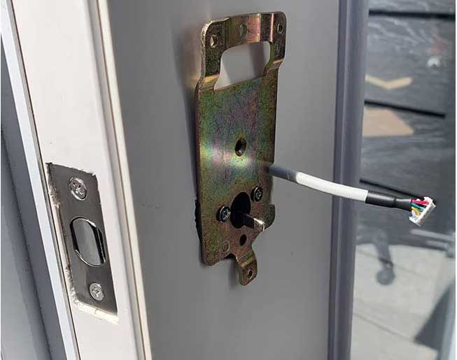 elemake lock installation