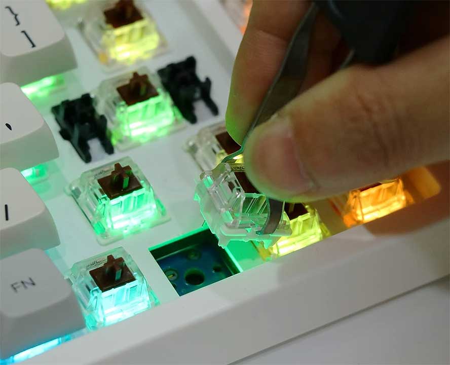 EPOMAKER-TH80-Pro-75-percent-Hot-Swap-RGB-Mechanical-Keyboard