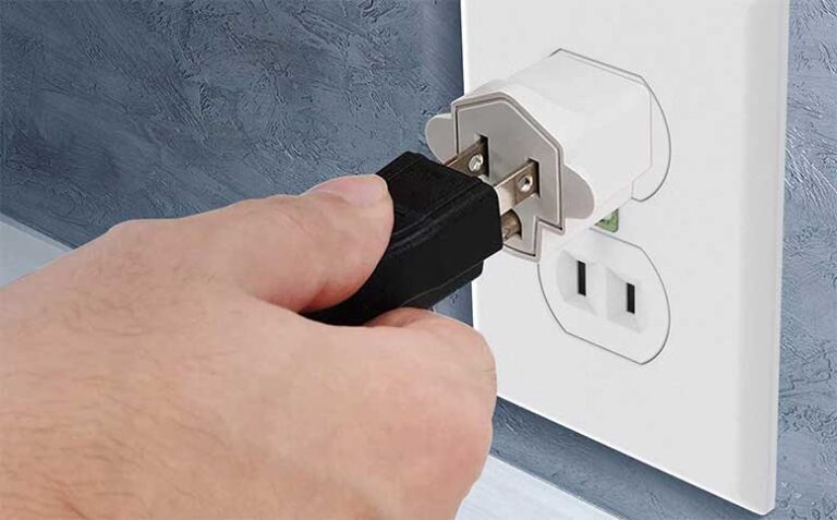 5 Best 2-Prong to 3-Prong Outlet Adapters [2023 Guide] - Nerd Techy