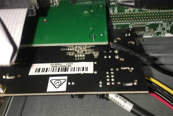 Vantec-2+1-FireWire-800-400-PCIe-Combo-Host-Card