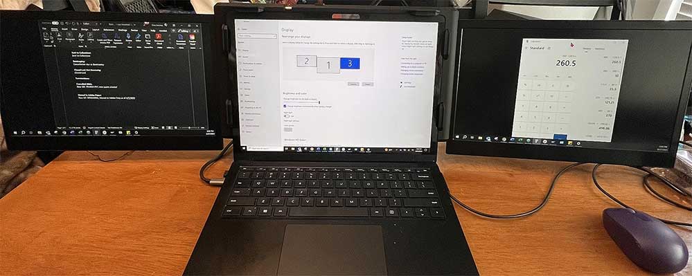 WESTHOD-Triple-Laptop-Monitor