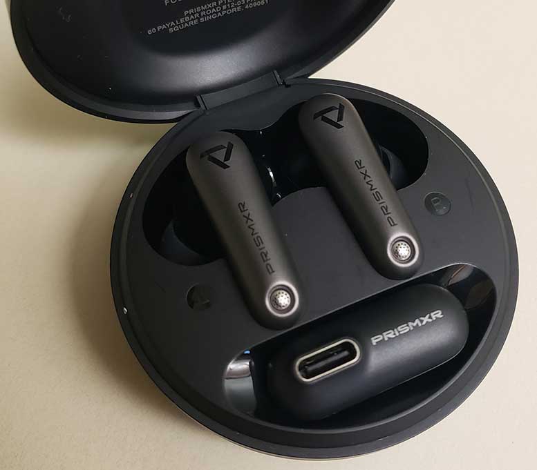 prismxr-vega-t1-wireless-earbuds-with case