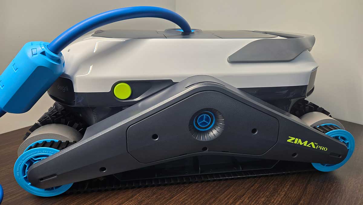 A Closer Look at the Degrii Zima Pro Robotic Pool Cleaner Nerd Techy