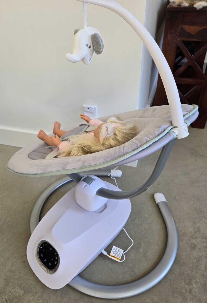 momcozy cocosway baby swing rotatable