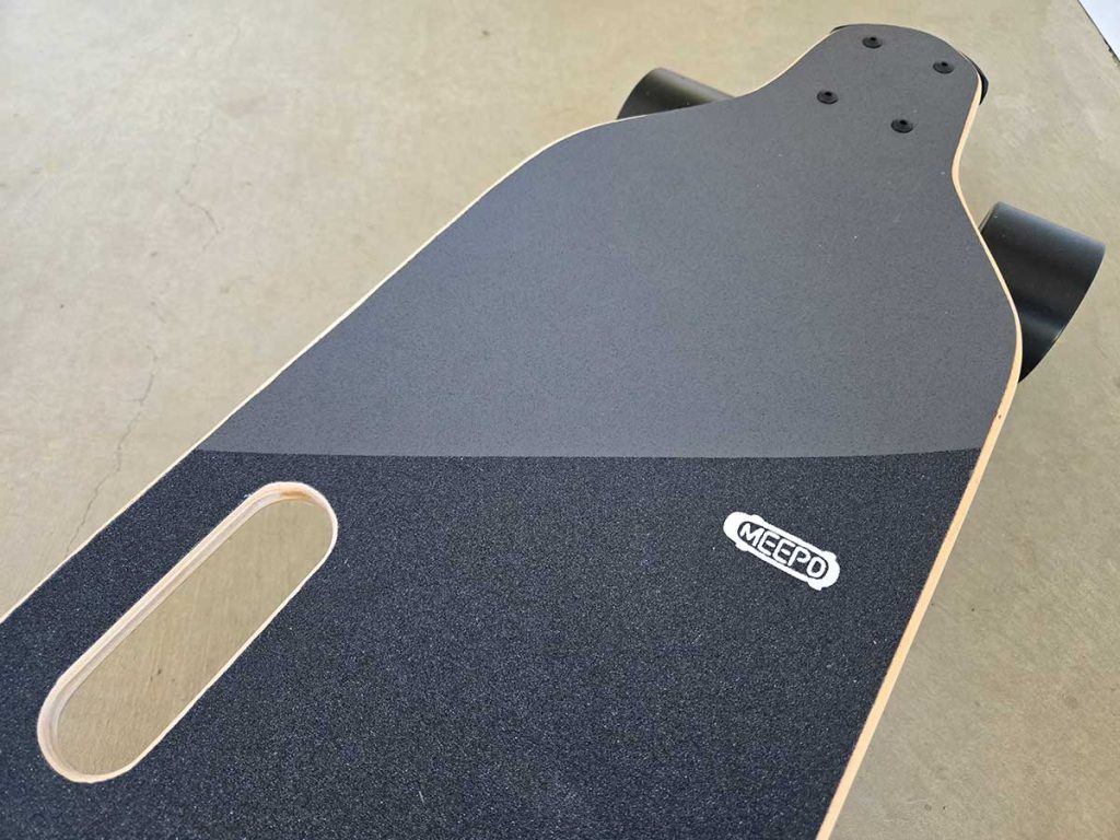 meepo-v3-max-top deck