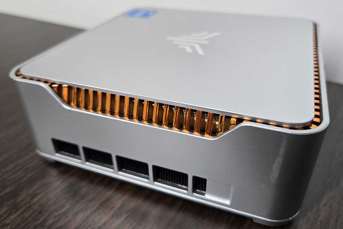 P2 Mini Device KAMRUI Pinova P2 Mini PC Review: Big Ambitions in a Very Small Box ...