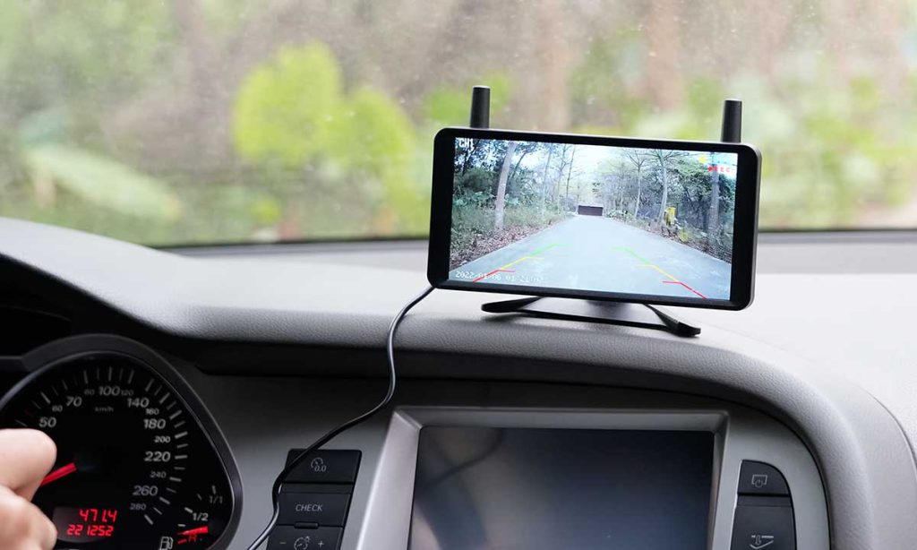 AUTO-VOX-6-Inch-Wireless-Solar-Backup-Camera