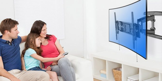 Selecting The Best Curved Tv Wall Mount Bracket Nerd Techy - Best Wall Mount For Curved Tv
